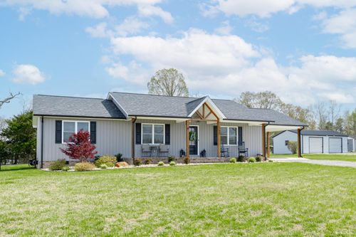 165 Robertson Ln, Danville, VA, 24540-6089 | Card Image