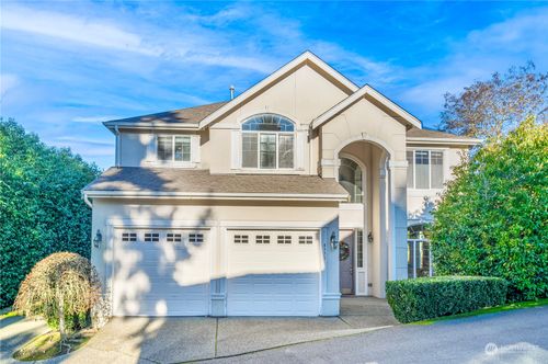 4375 129th Place Se, Bellevue, WA, 98006 | Card Image