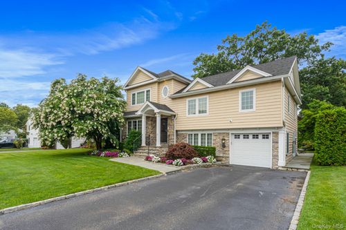 162 Kildare Rd, Garden City, NY, 11530-1121 | Card Image