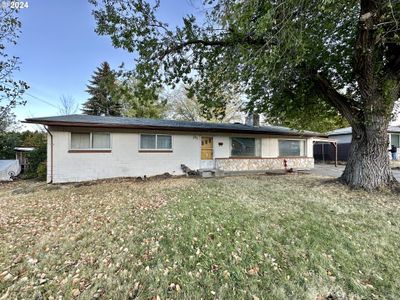 505 2 Nd St, House other with 4 bedrooms, 2 bathrooms and null parking in LaGrande OR | Image 1