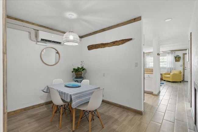 511 1 St St, Townhouse with 2 bedrooms, 2 bathrooms and null parking in CEDAR KEY FL | Image 25
