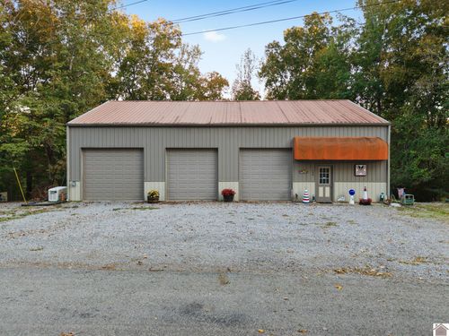 698 Walnut Dr, Cadiz, KY, 42211-7019 | Card Image