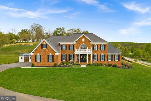 15064 Barlow Dr, WATERFORD, VA, 20197-1252 | Card Image