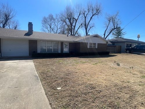 803 Sw 2nd St, Bentonville, AR, 72712-5733 | Card Image