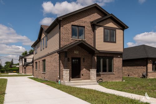 7948 W 74th St, Bridgeview, IL, 60455-1037 | Card Image