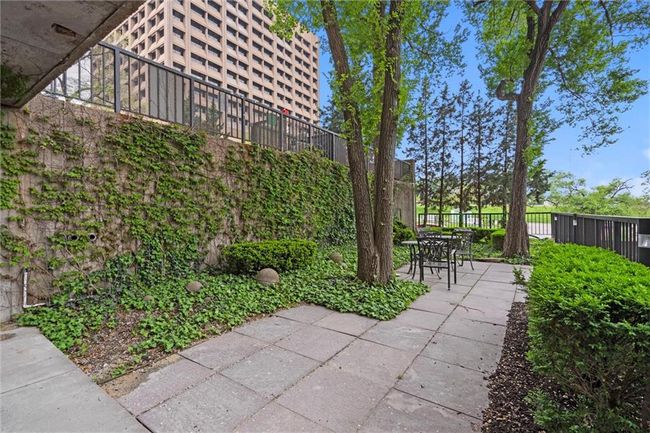 APT-403 - 600 Admiral Blvd, Condo with 3 bedrooms, 4 bathrooms and null parking in Kansas City MO | Image 42