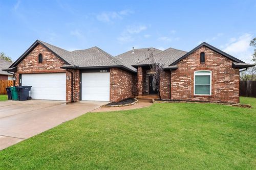 16904 Gladstone Circle, Edmond, OK, 73012 | Card Image