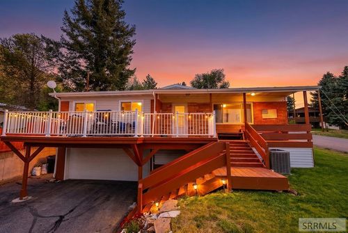 91 W Fife, Lava Hot Springs, ID, 83246-7709 | Card Image