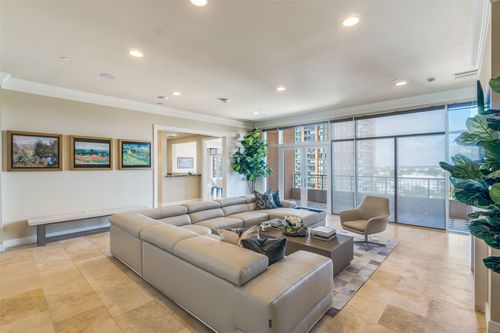 apt-907-2828 Hood St, Dallas, TX, 75219-7808 | Card Image