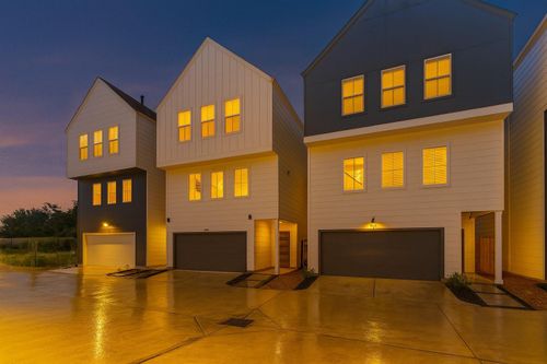 8319 Springwood Canyon Ln, Houston, TX, 77055-2161 | Card Image