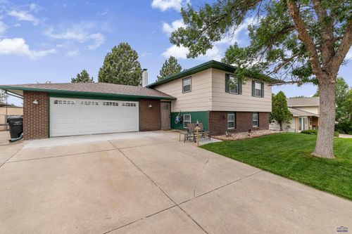 13 Wyoming, Rapid City, SD, 57701 | Card Image