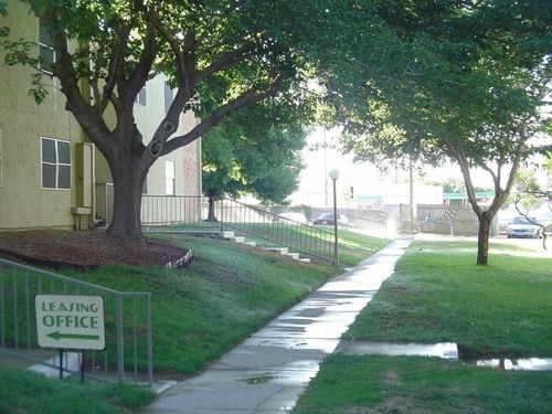 156-1222 Giles Rd, El Paso, TX, 79915-1831 | Card Image