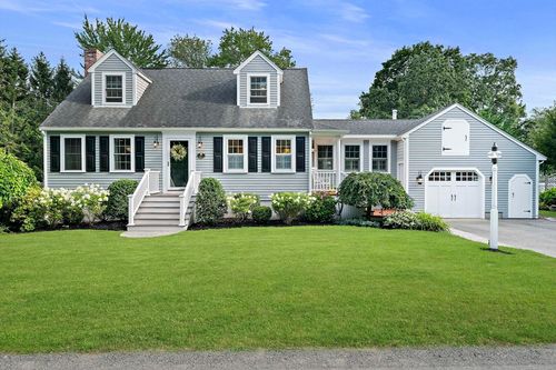 21 Holbrook St, Rockland, MA, 02370-2148 | Card Image