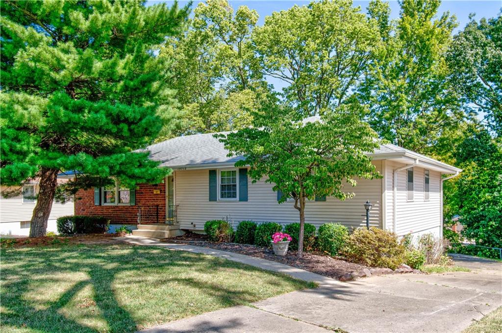 40th Ter, Independence, MO 64055