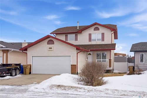 1368 Maple Leaf Crescent N, Regina, SK, S4R4J4 | Card Image