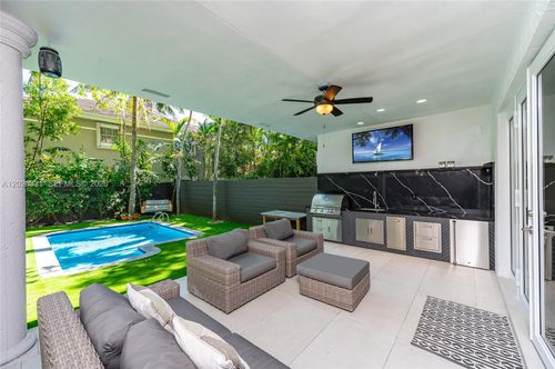 1-3167 Mary St, Coconut Grove, FL, 33133-4507 | Card Image