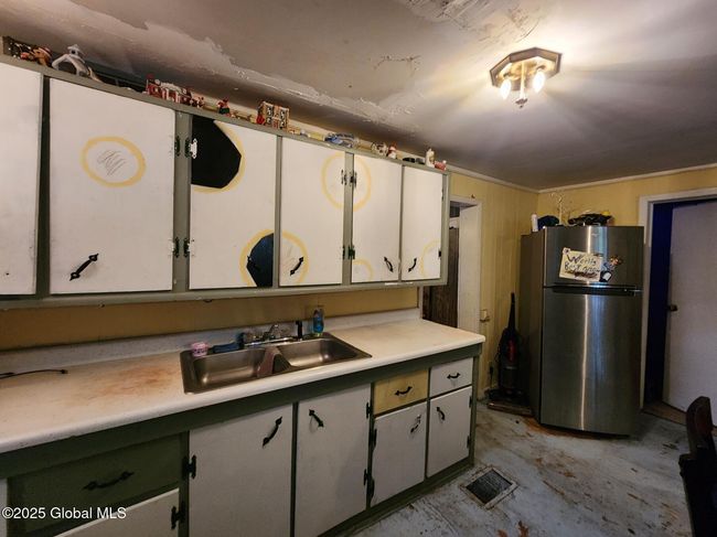133 Main St, House other with 3 bedrooms, 1 bathrooms and 3 parking in Worcester NY | Image 7