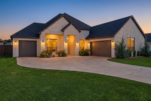 1525 Blue Lake Dr, Joshua, TX, 76058-9312 | Card Image