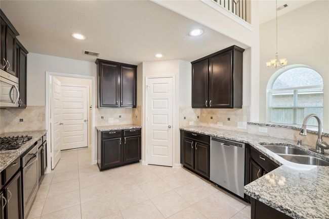 15315 Skyhill Dr, House other with 4 bedrooms, 3 bathrooms and 2 parking in Cypress TX | Image 12