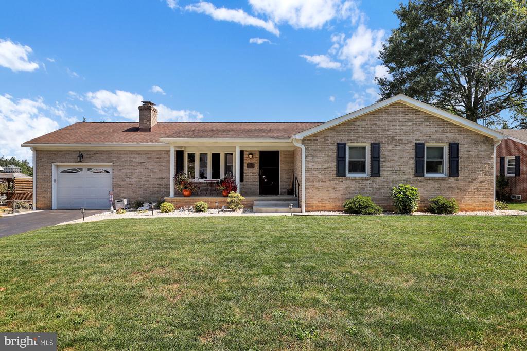 Laurel Ave, Thurmont, MD 21788
