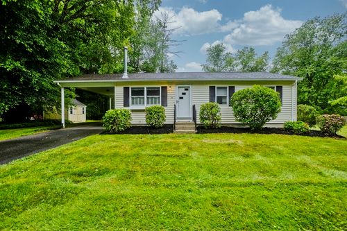 36 Brookwood Dr, Northampton, MA, 01062-2609 | Card Image