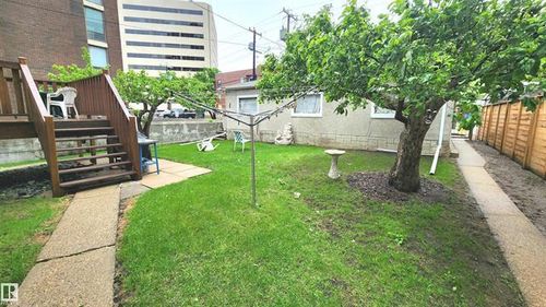 10017 113 St Nw, Edmonton, AB, T5K1N9 | Card Image