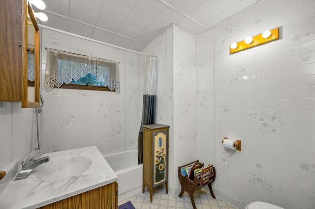 4957 105th St Dolliver IA-35.jpg | Image 9