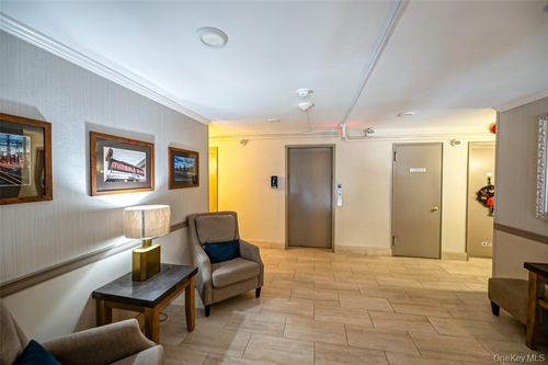 apt-a9-120 Horton Hwy, Mineola, NY, 11501-3912 | Card Image