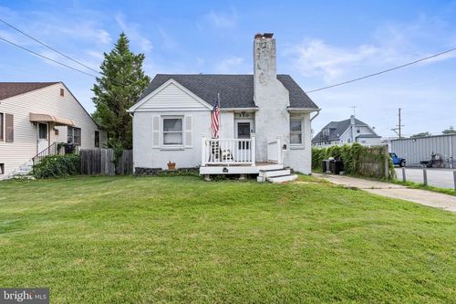 310 Swarthmore Ave, FOLSOM, PA, 19033-1712 | Card Image