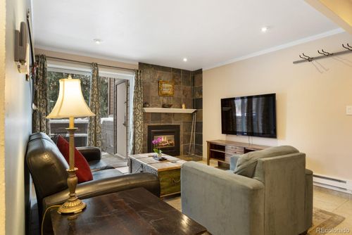 e102-1050 W Beaver Creek Blvd, Avon, CO, 81620-7458 | Card Image