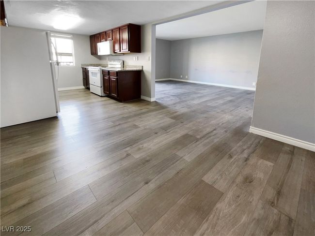 UNIT-421 - 5286 River Glen Dr, Condo with 1 bedrooms, 1 bathrooms and null parking in Las Vegas NV | Image 9