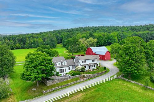 400 Ruusunen Rd, Springfield, VT, 05156-9457 | Card Image