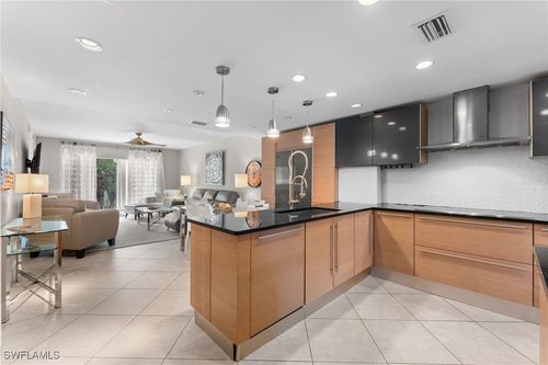 apt-b103-3001 Sandpiper Bay Cir, NAPLES, FL, 34112-5634 | Card Image