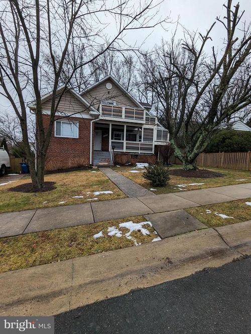 2410 Darrow St, SILVER SPRING, MD, 20902-4919 | Card Image