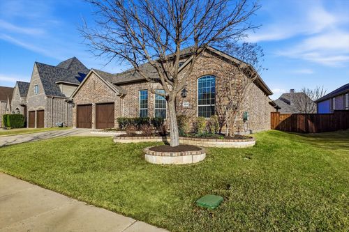 1008 W Bluff Way, Roanoke, TX, 76262-1556 | Card Image