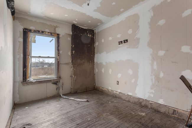 135 Stevens St, Home with 0 bedrooms, 12 bathrooms and null parking in Highland Park MI | Image 18