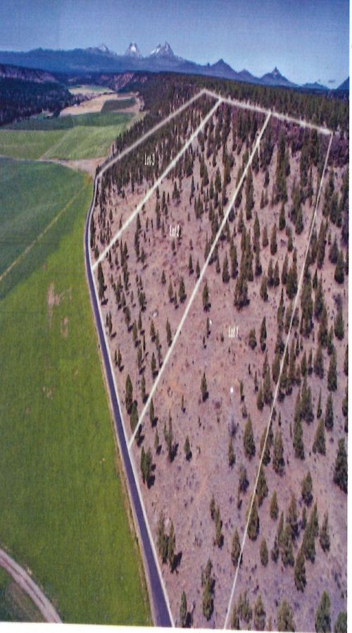 100-70445 Nw Lower Valley Dr, Terrebonne, OR, 97760-9055 | Card Image