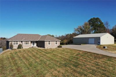 View of front of property with a front yard | Image 2