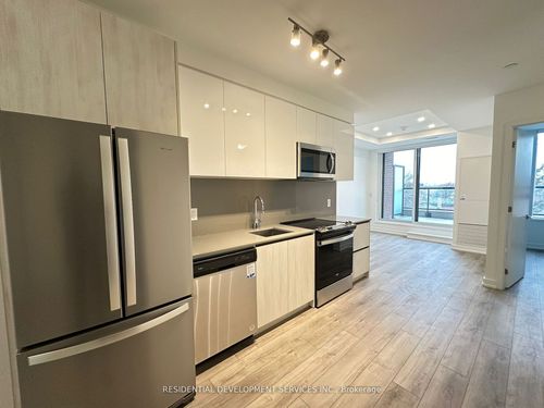 314-3100 Keele St, North York, ON, M3M0E1 | Card Image