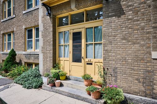 17-17 Clark Ave, Northampton, MA, 01060-4004 | Card Image