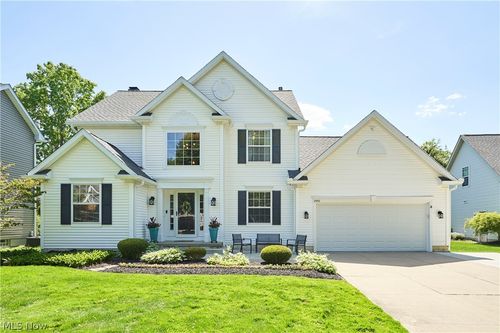 2952 Greenspire Cir, Fairlawn, OH, 44333-9103 | Card Image