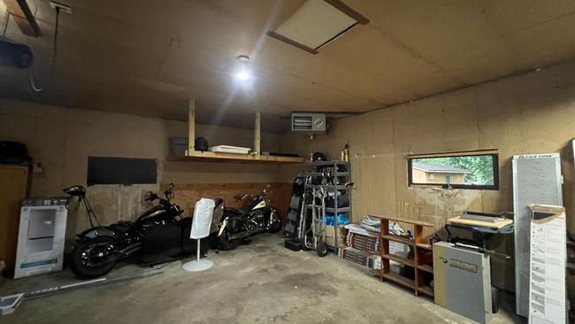 Heated Garage | Image 37