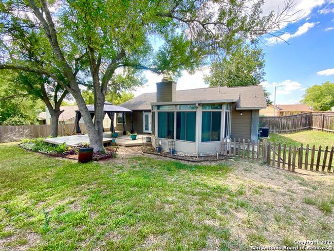 10348 Flatland Trl, House other with 3 bedrooms, 2 bathrooms and null parking in Converse TX | Image 23