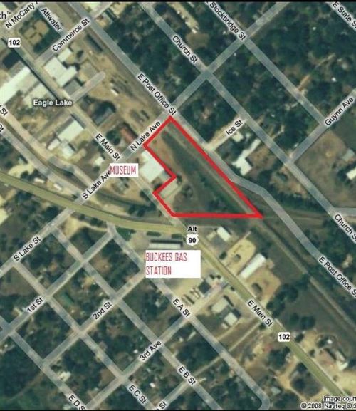 418 E Main St, Eagle Lake, TX, 77434 | Card Image