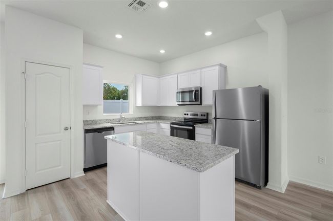 13458 Leaping Water Way, House other with 3 bedrooms, 3 bathrooms and null parking in ASTATULA FL | Image 19