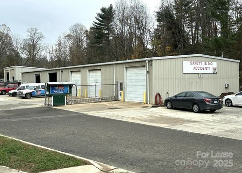 92 Crayton Rd, Asheville, NC, 28803-6309 | Card Image