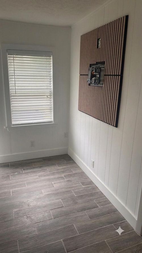 4-1403 70th St, Houston, TX, 77011-1500 | Card Image