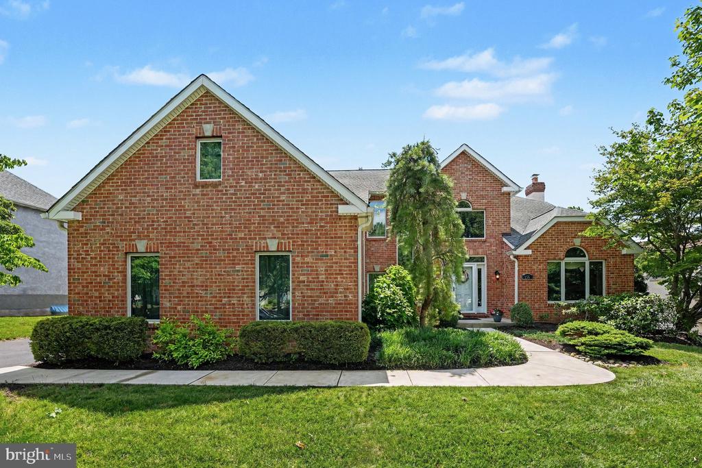 Residential in LANSDALE 2
