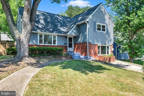 6004 Mustang Pl, RIVERDALE, MD, 20737-2553 | Card Image