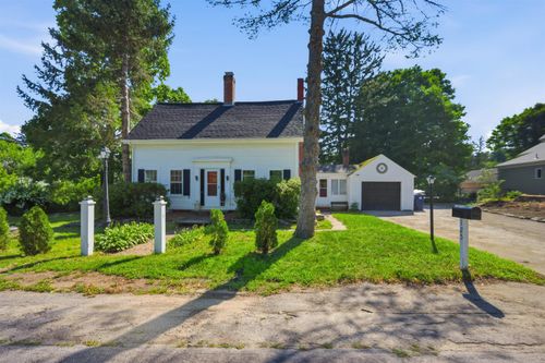 125 Main St, Plaistow, NH, 03865-3016 | Card Image